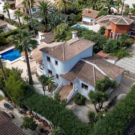 Met Zwembad - 10 Min - 6p - Villa Jávea